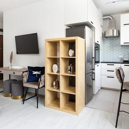 Apartament Superapart Kasprzaka With Spacious Terrace And Air Conditioning Warszawa
