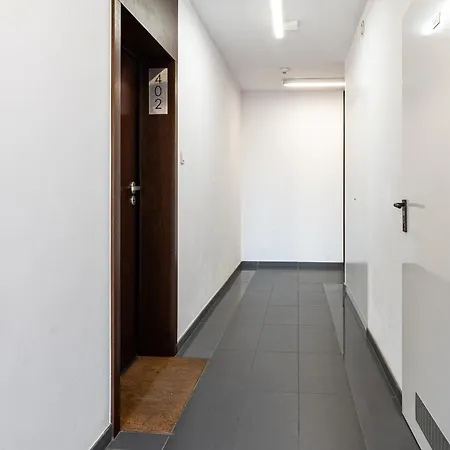Superapart Kasprzaka With Spacious Terrace And Air Conditioning